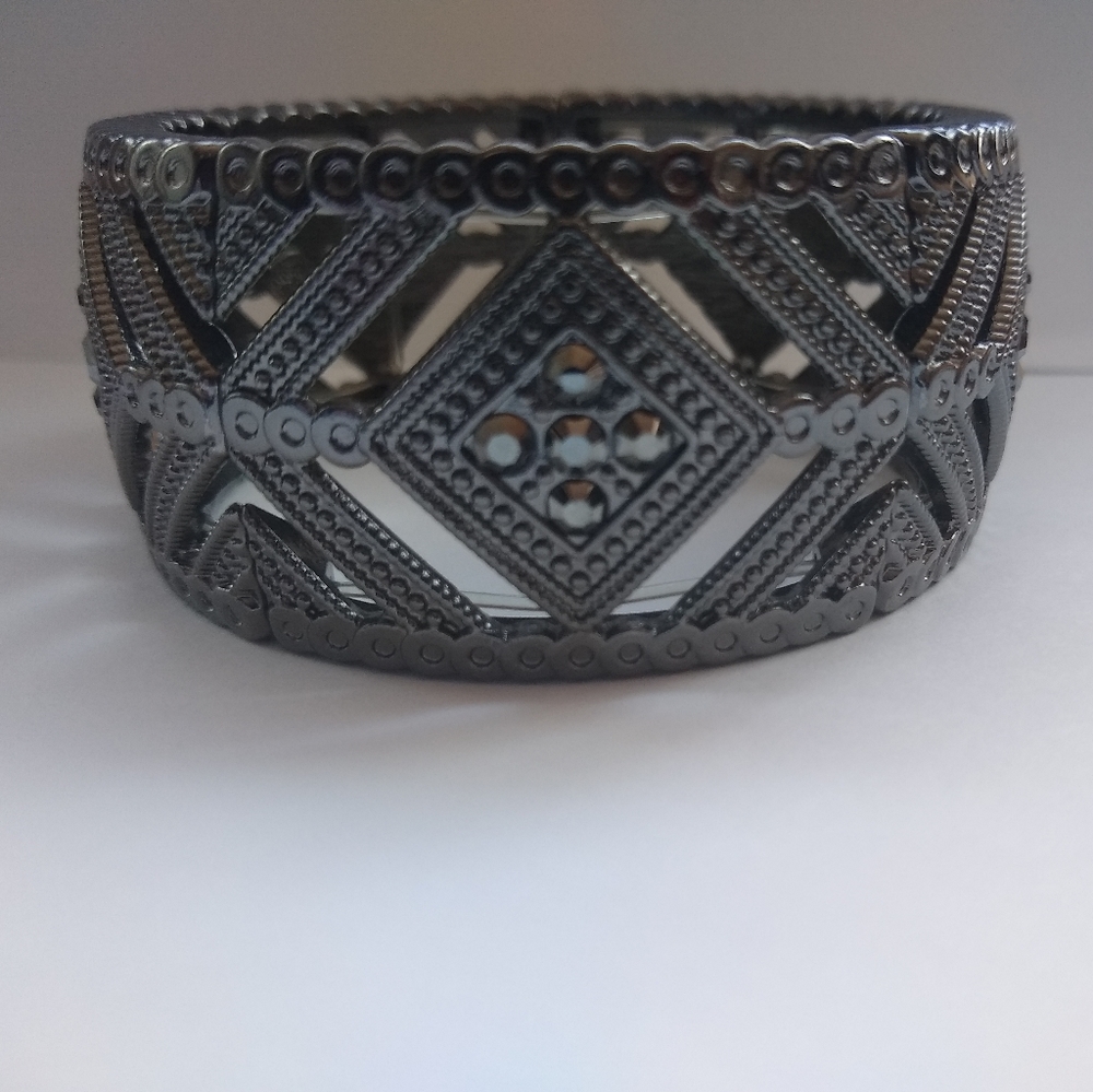 Premier designs bracelet